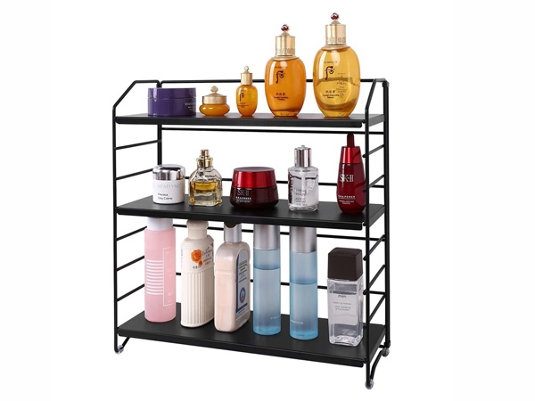 A variety of practical storage baskets, very practical